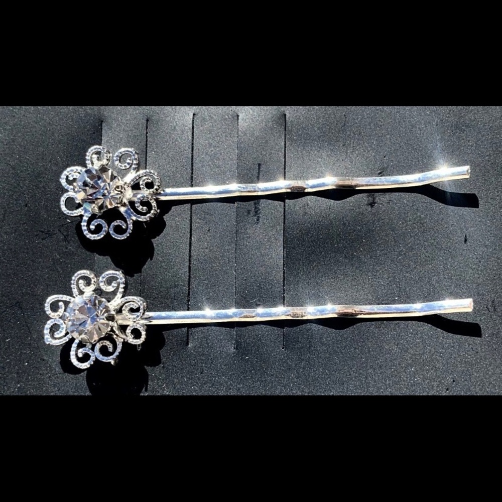 Crystal flower Bobbie Pins barrette Set of 2 hair